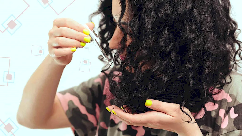 Curly hair ends