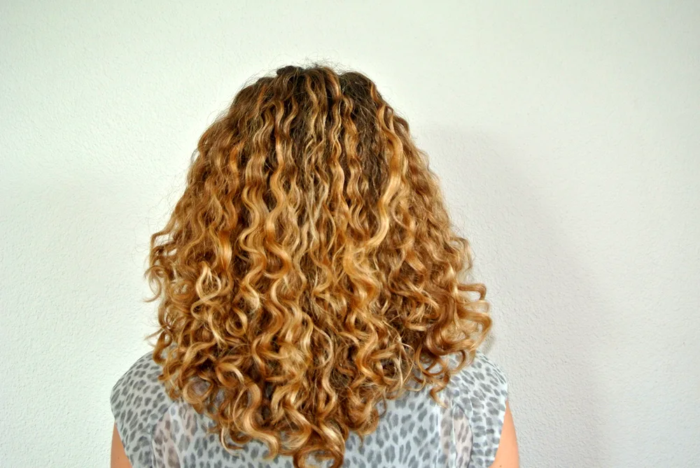 Curly hair