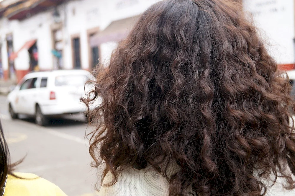 Curly girl