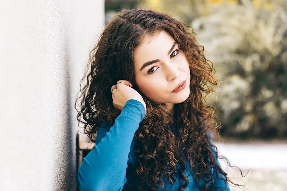 Curly hair girls