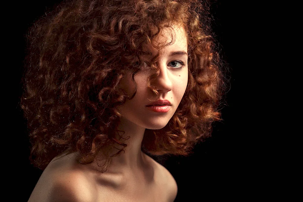 Khuravets model. girl's hair