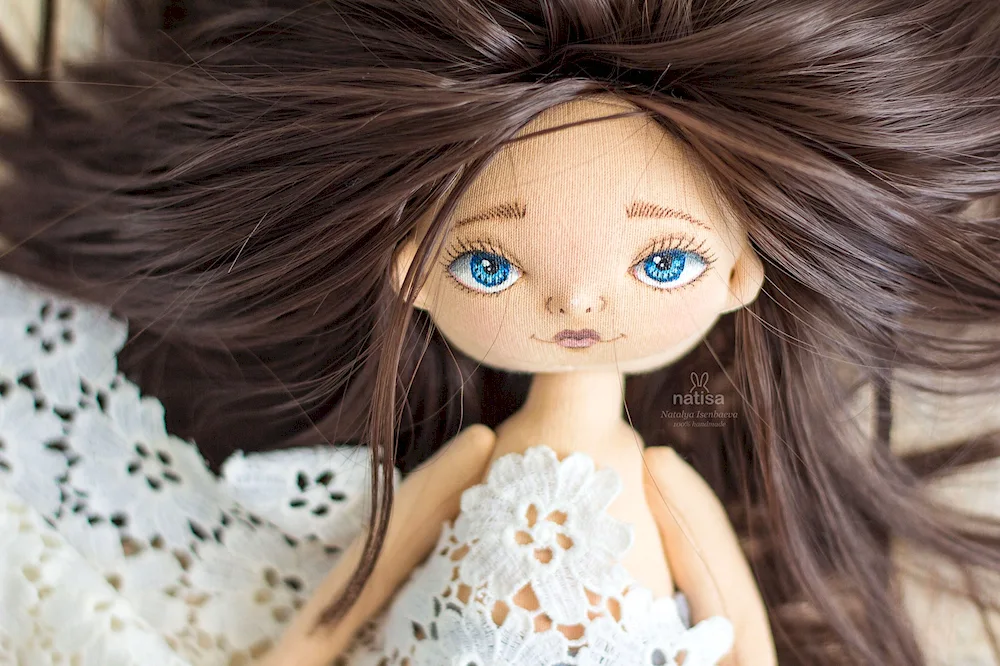 Pickaboo doll