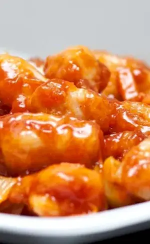 Pineapple chicken in sweet and sour sauce