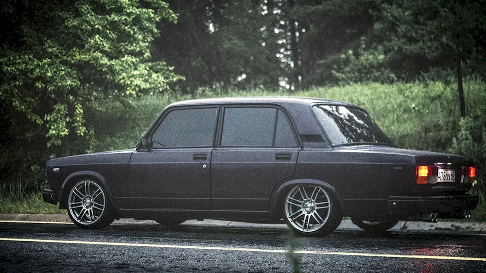 VAZ 2107 salacious
