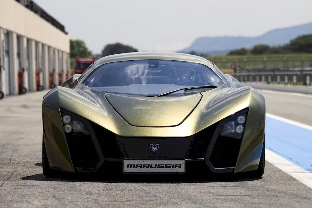 Lada Marussia b2