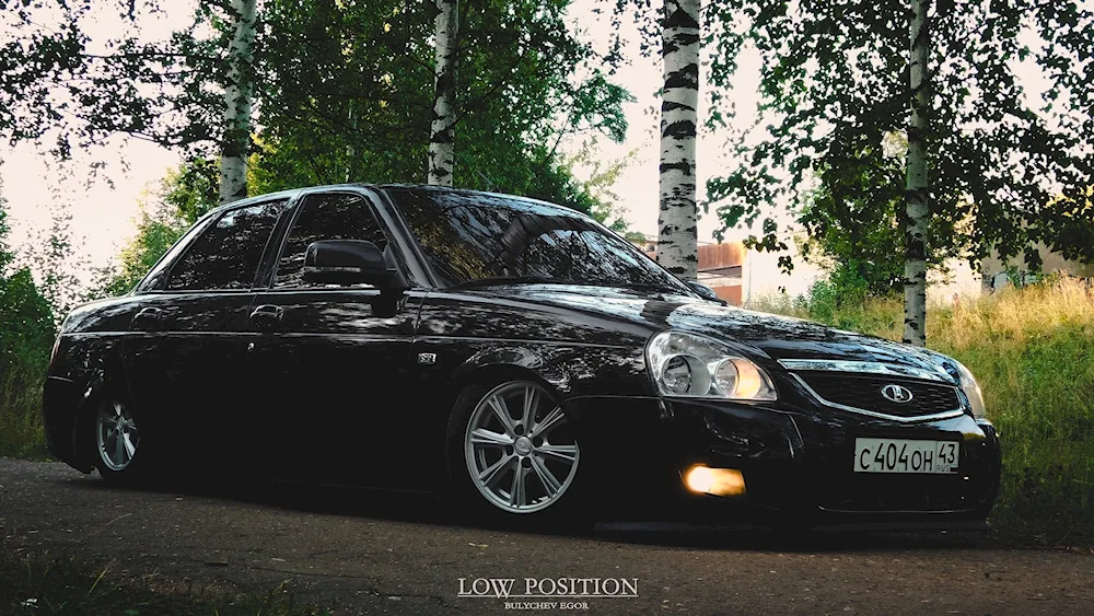 Lada Priora 2 black