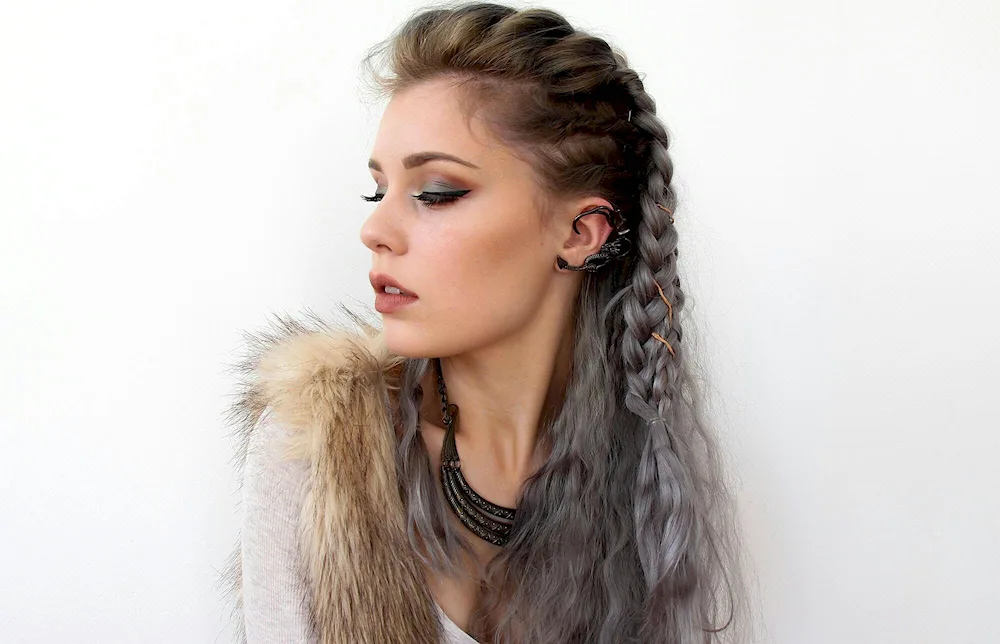 Lagerta hairstyle