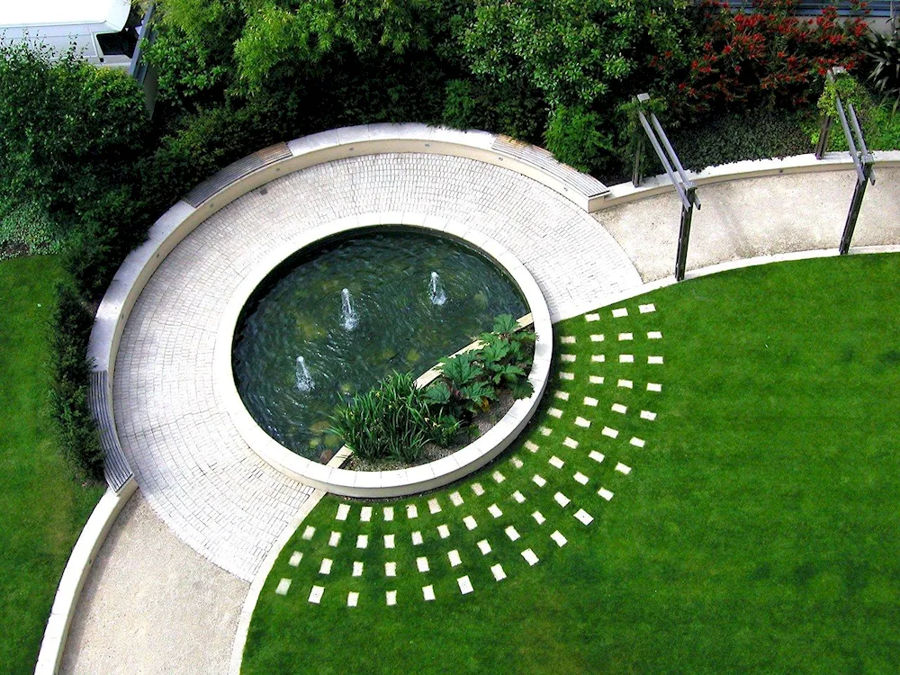 Lago Verde Fountain Bowl