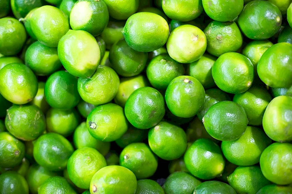 Green fruit