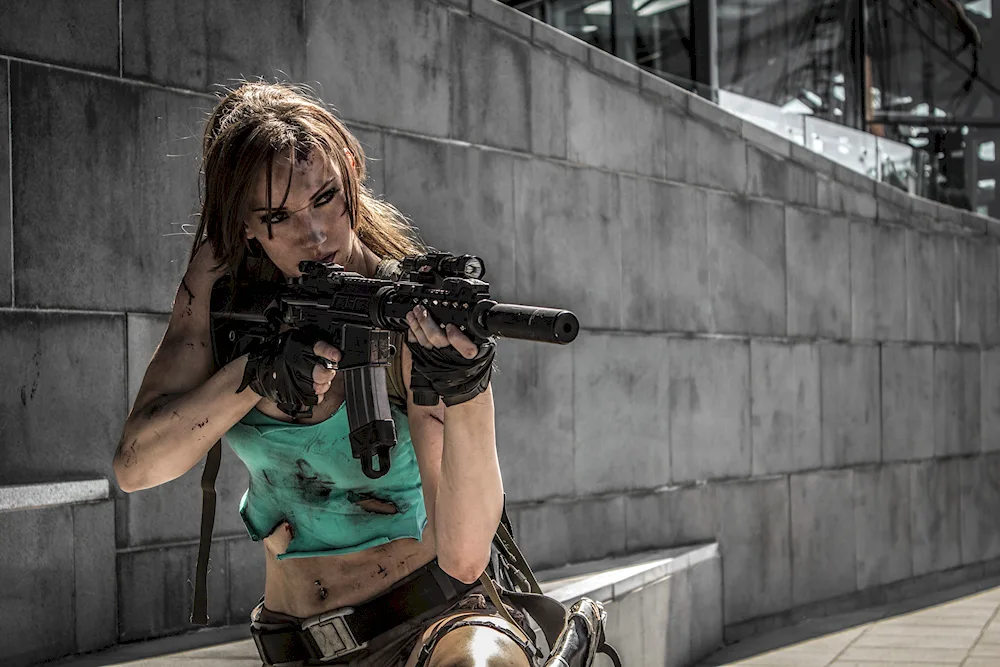 Lara Croft with a rifle