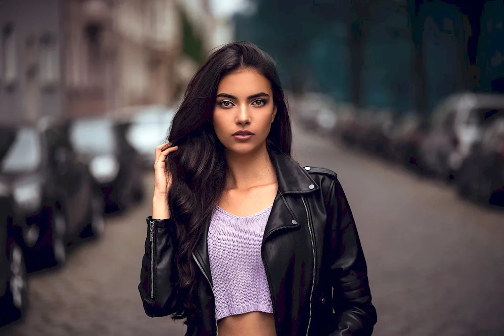 Laura- Theresa model