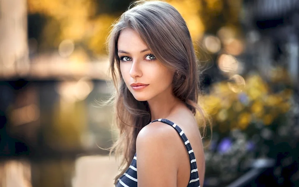Model Alina Vakariu