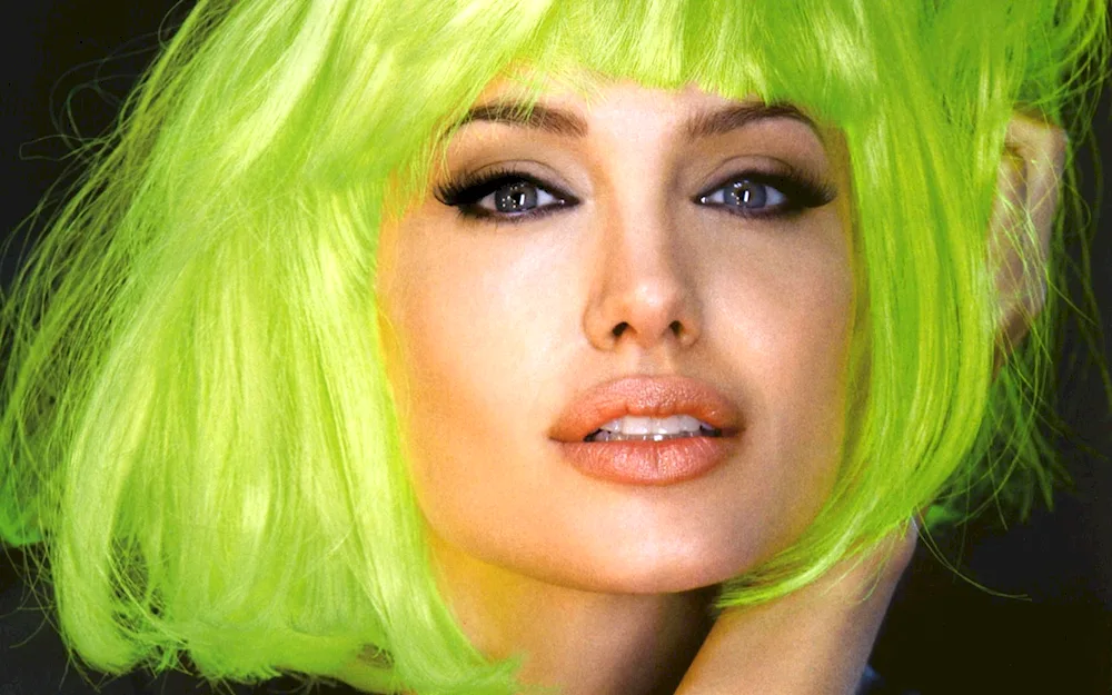 Lady Gaga green hair