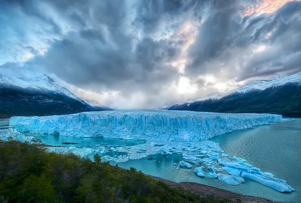 Lamberta Falls Antarctica Canada