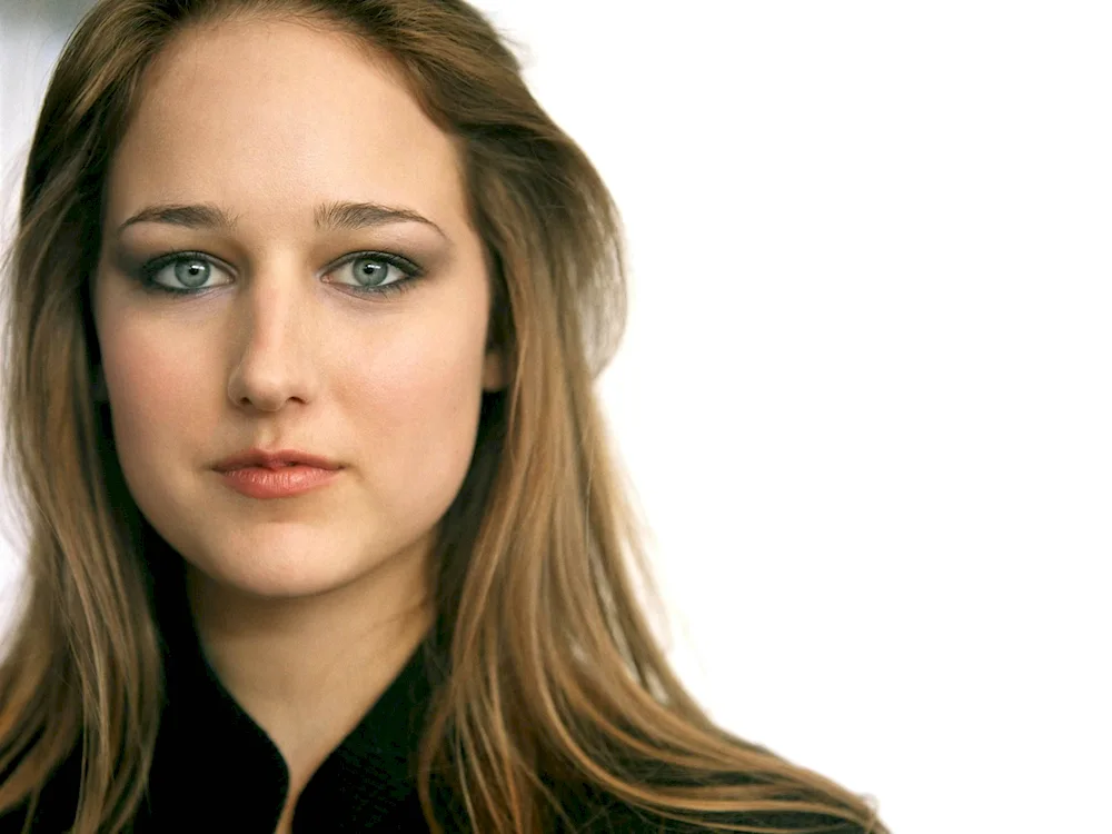 Leelee Sobieski