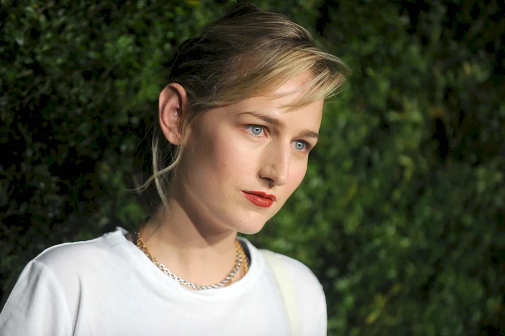 Leelee Sobieski