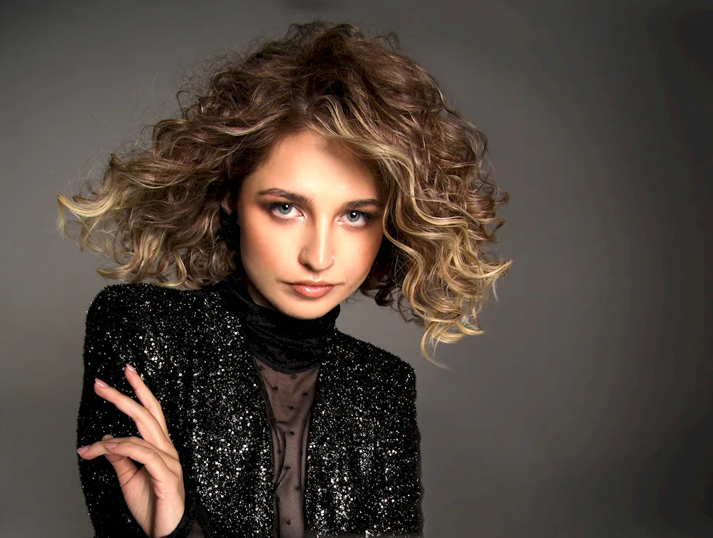 Light bob curl