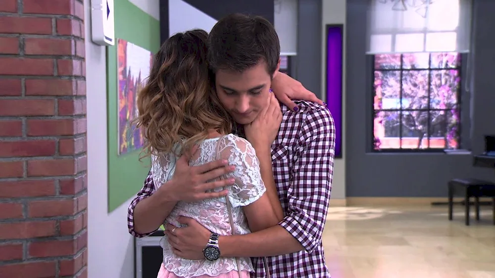 Leon Violetta season 2