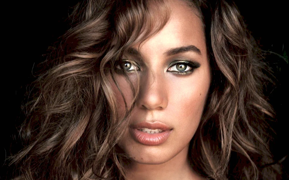 Matrix mocha brunette