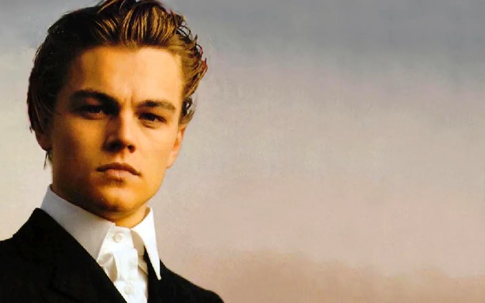 Titanic diCaprio and Kate Winslet