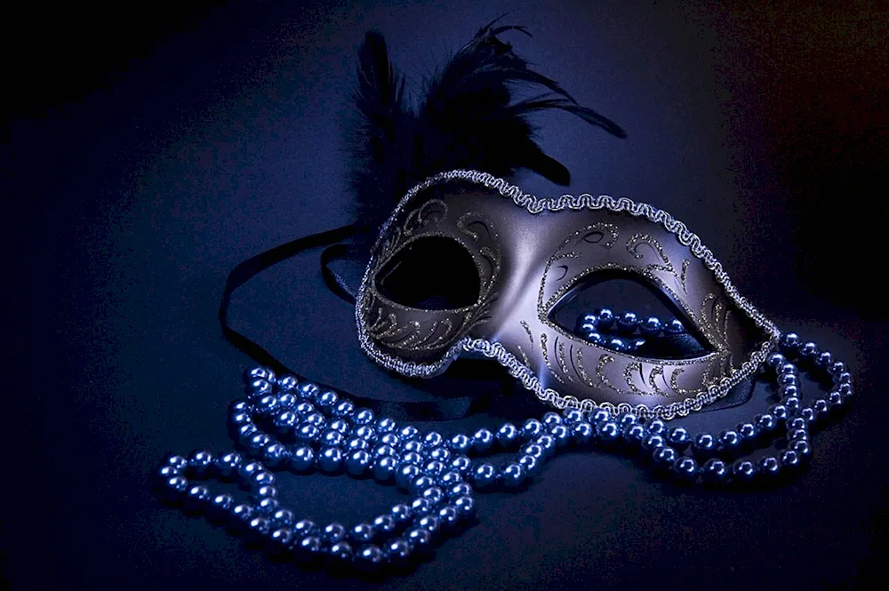 Flying Mouse operetta mask