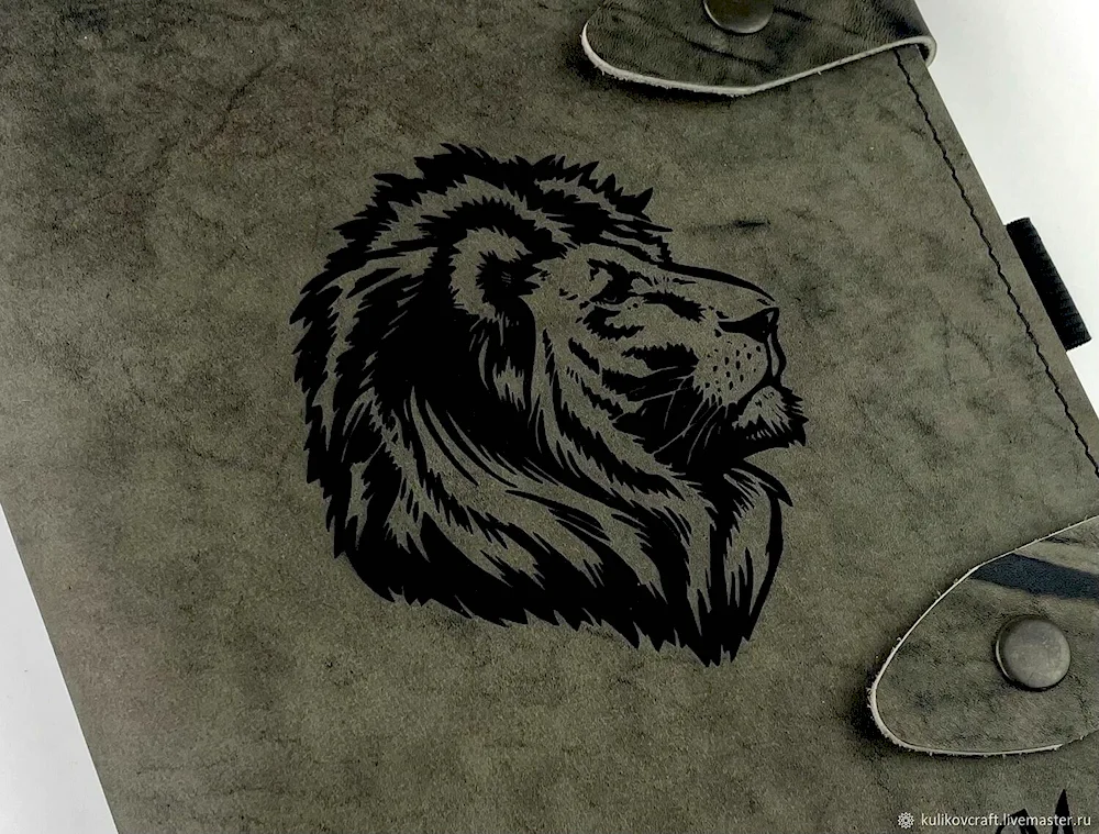 Lion engraving