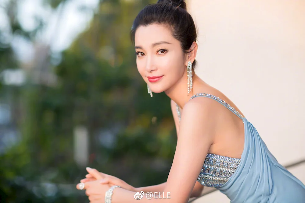 Li Bingbing hot