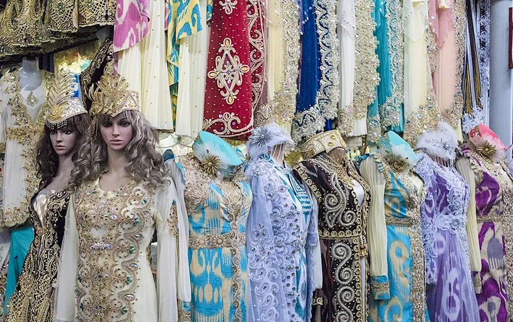 Uzbek dresses