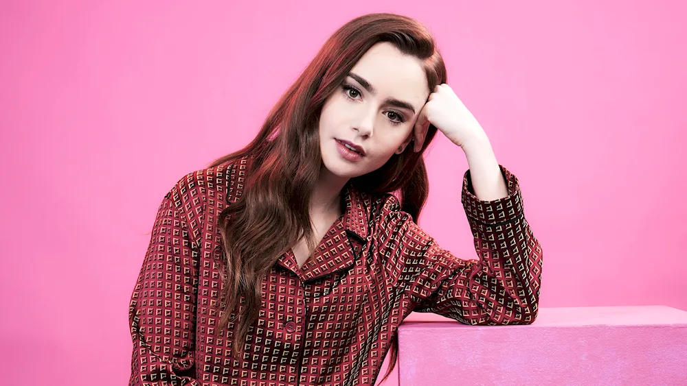 Lily Collins