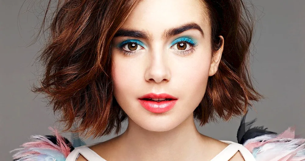 Lily Collins