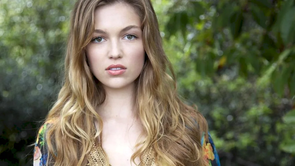 Banshee 2013 Lili Simmons