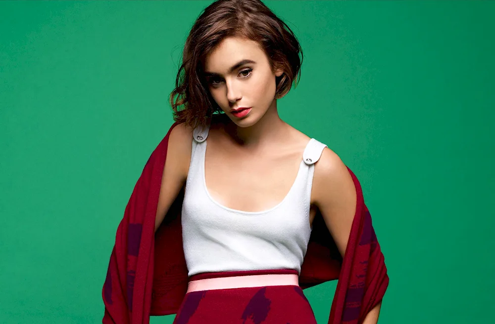 Lily Collins