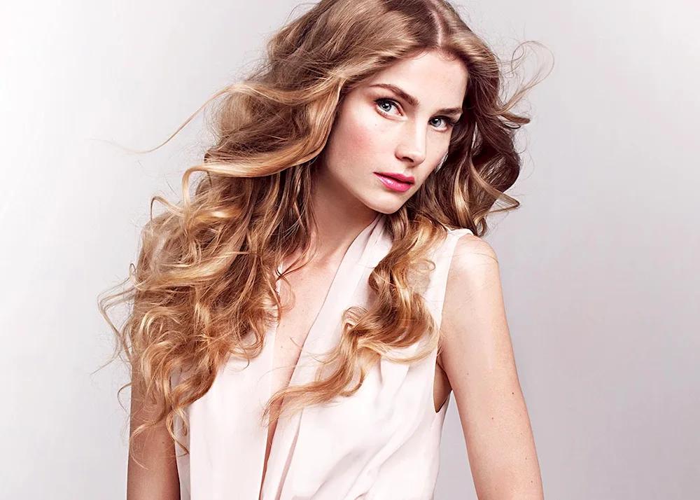 Lina curls