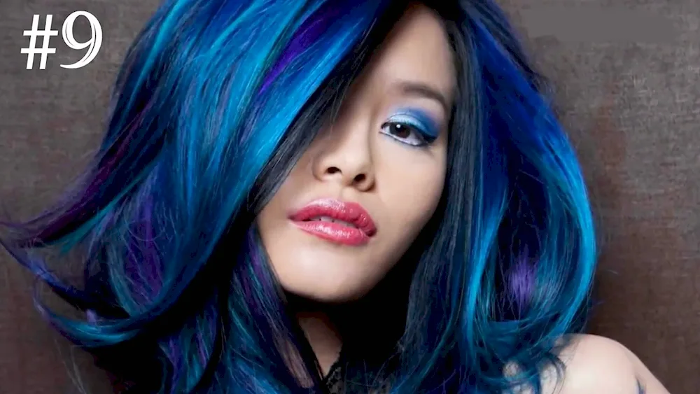 Halberg blue hair