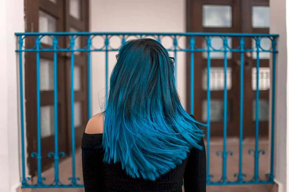 Linda Halberg blue hair