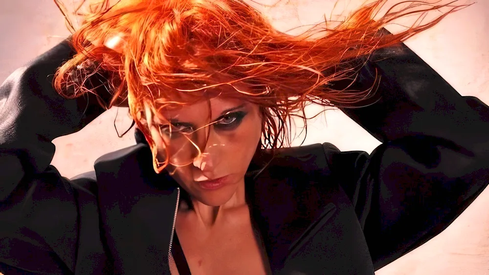 Linda singer
