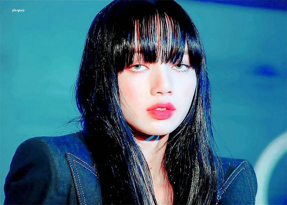 Lisa BLACKPINK