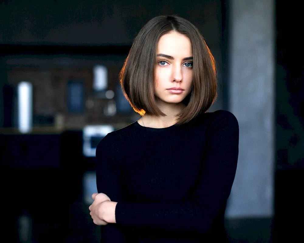 Lubov Aksyonova with long