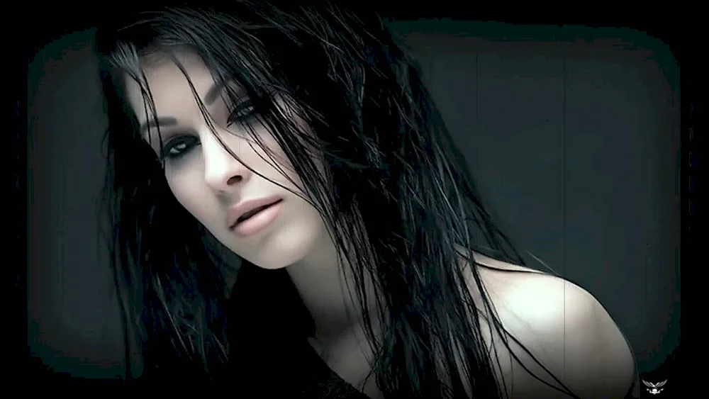 Black hair with white strands