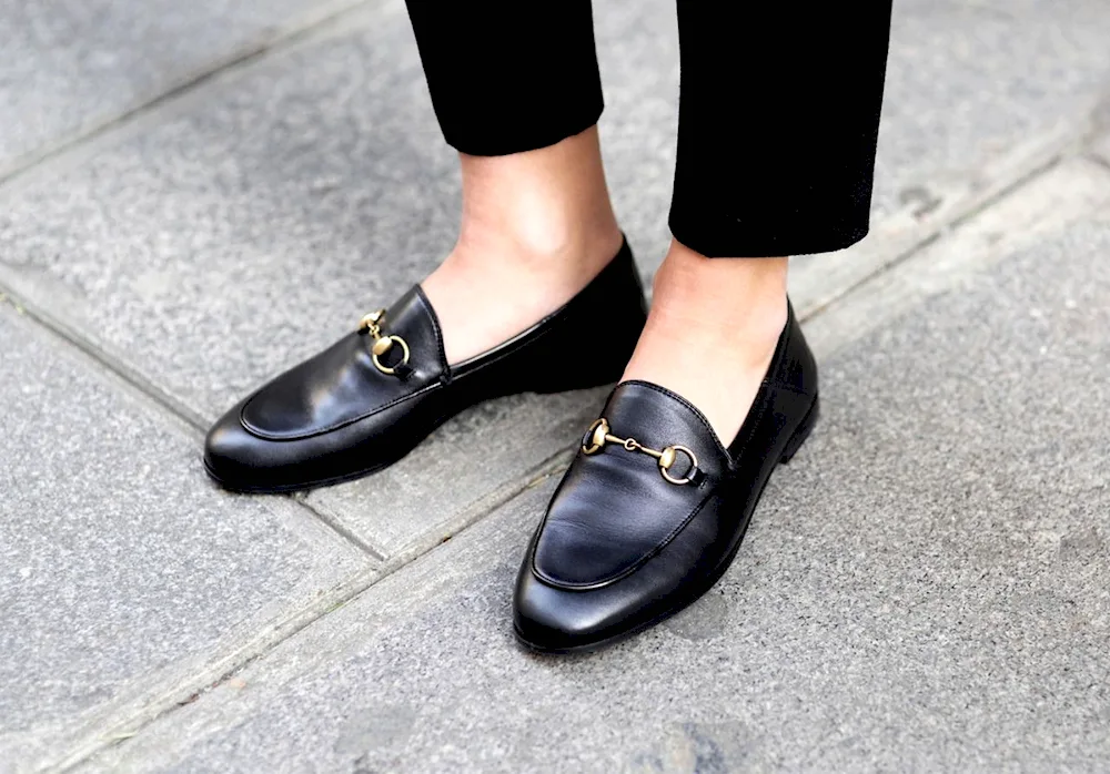 Loafers gucci black