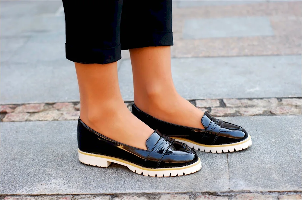 Women's loafers 2021 trend