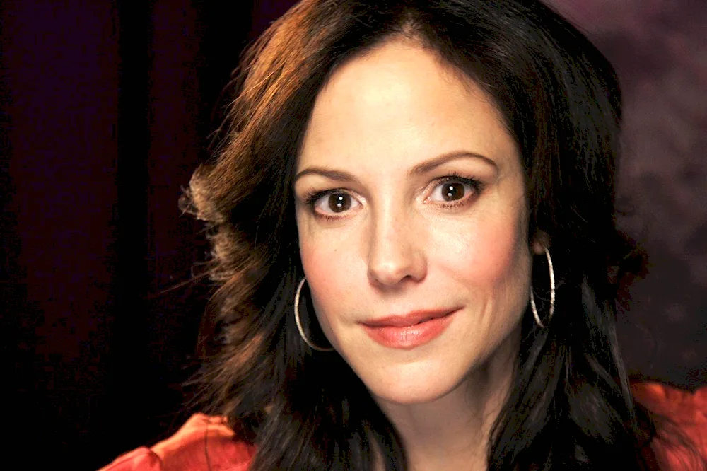 Mary Louise Parker