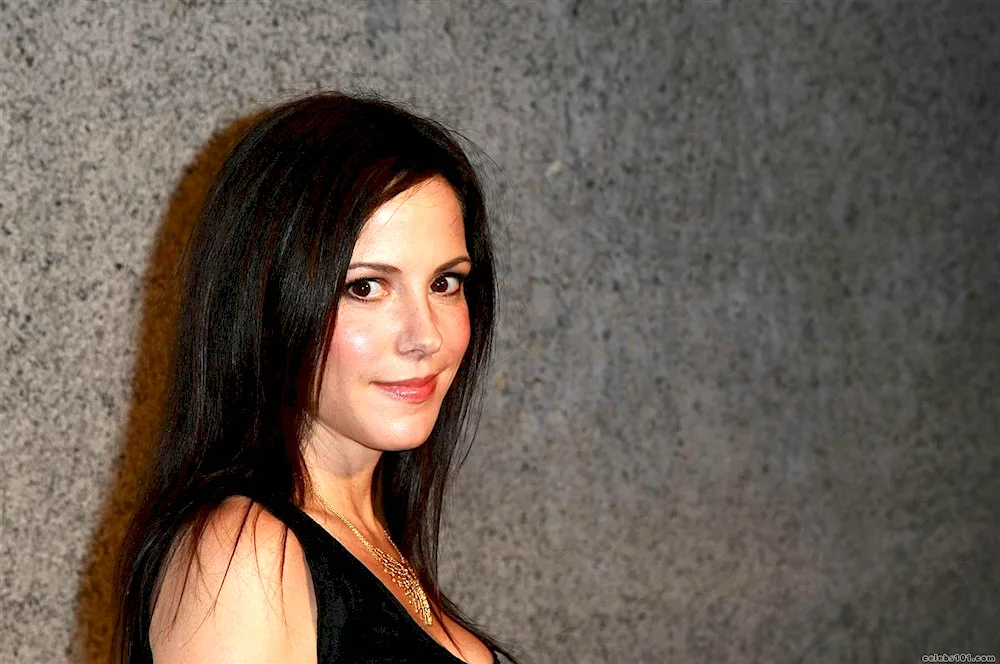 Mary Louise Parker