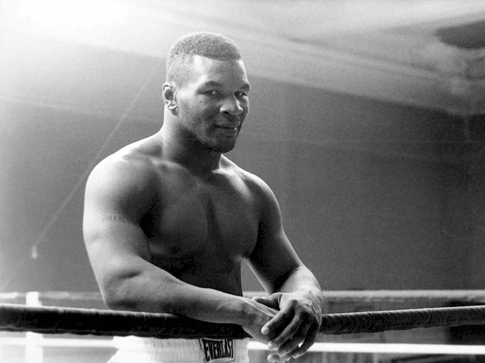 Mike Tyson Tyson in the ring