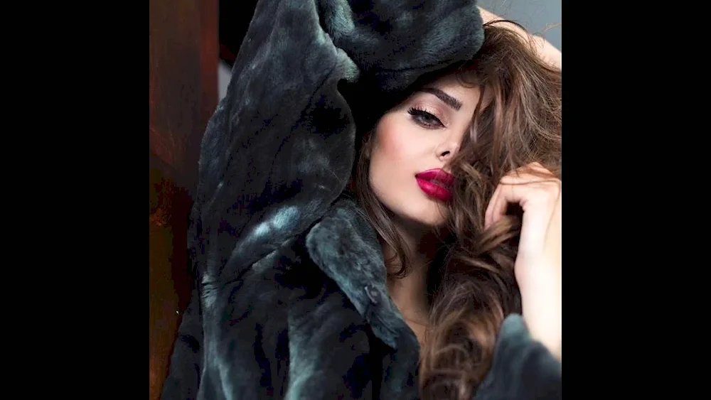 Iranian mahlaga model Jaberi