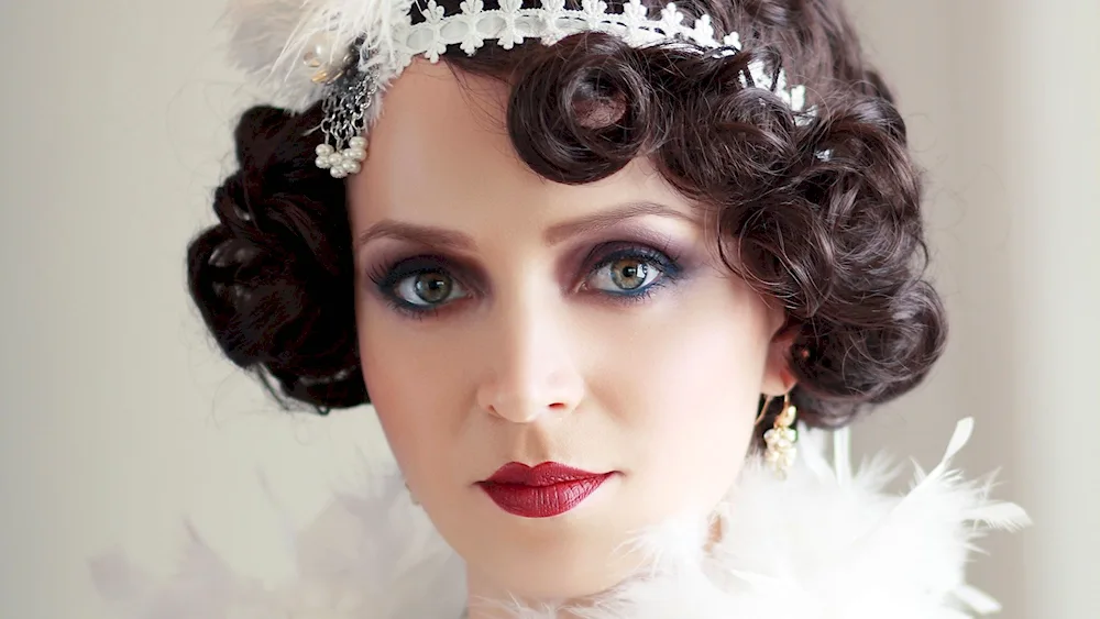 Gatsby style Hollywood wave