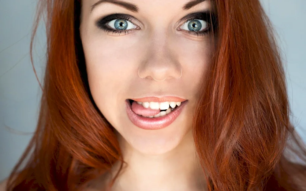 Makeup for redheads with blue eyes