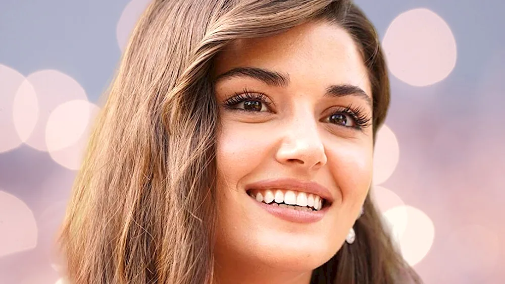 Hande Erçel
