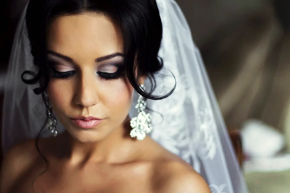 Bride make-up