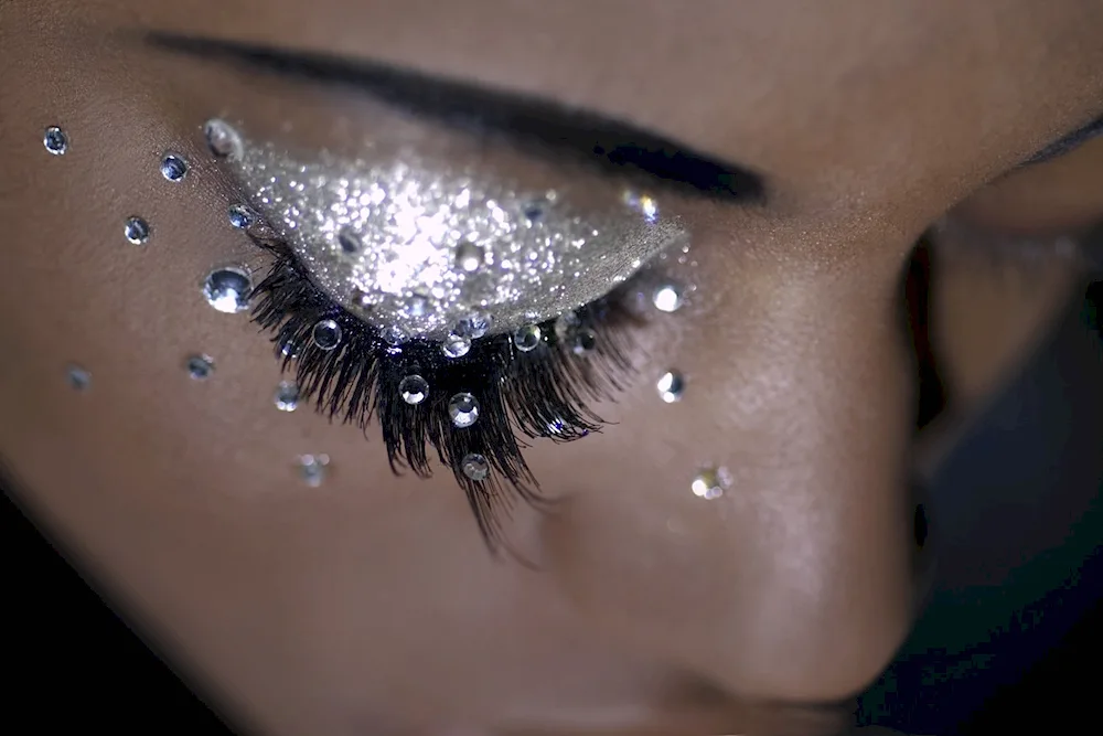 Crystal ss16